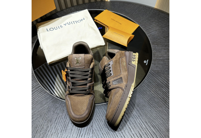 LV Trainer Sneaker
