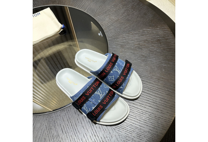 LV SANDALS