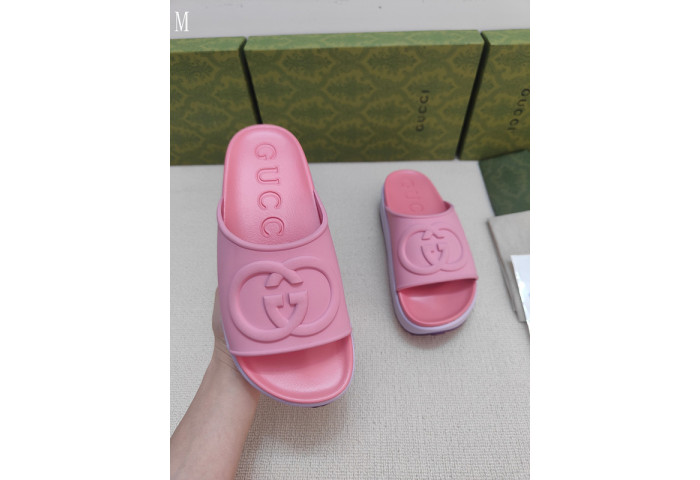 GUCC SANDALS