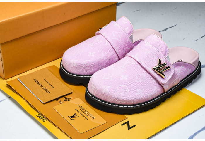 LV SANDALS