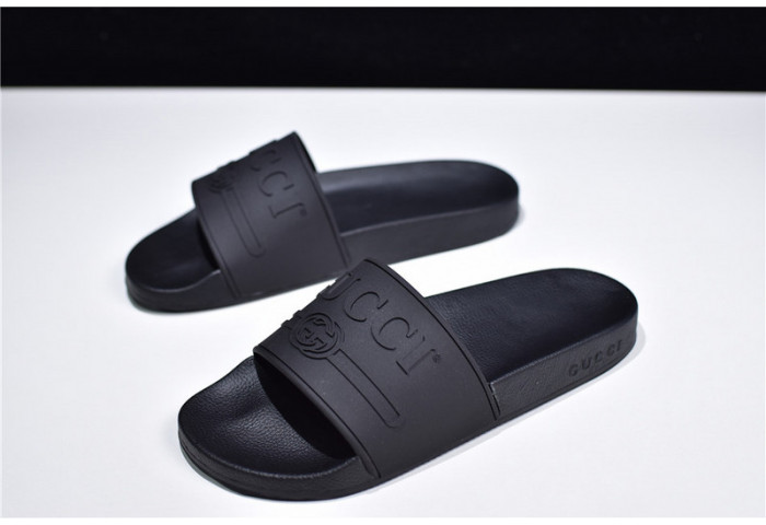 Gv*c sandals