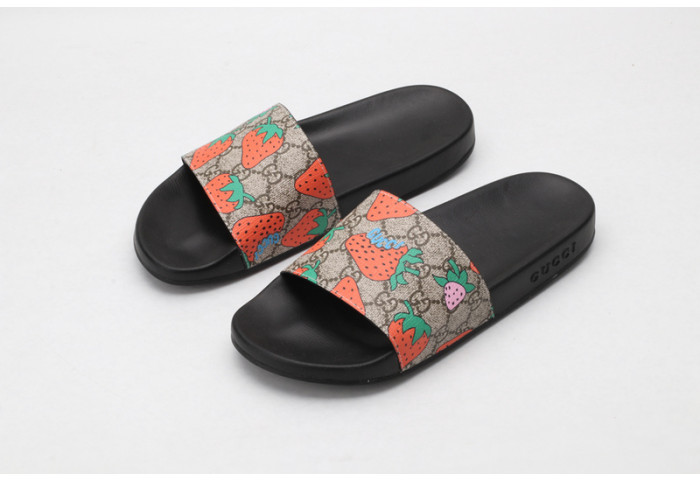 Gv*c sandals