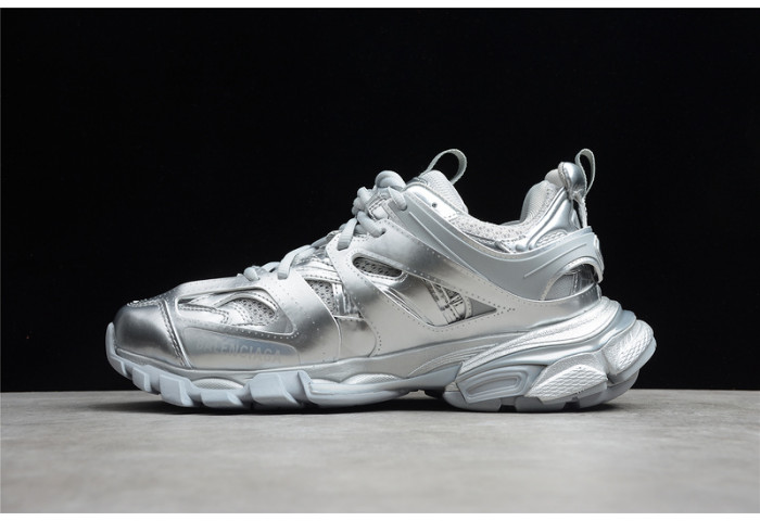 Ba1en*iaga track trainer full silver matllic 542023w2fs38100