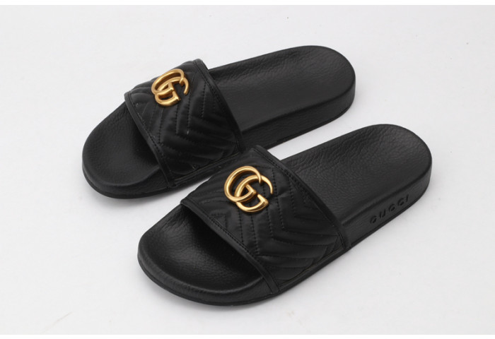 Gv*c sandals