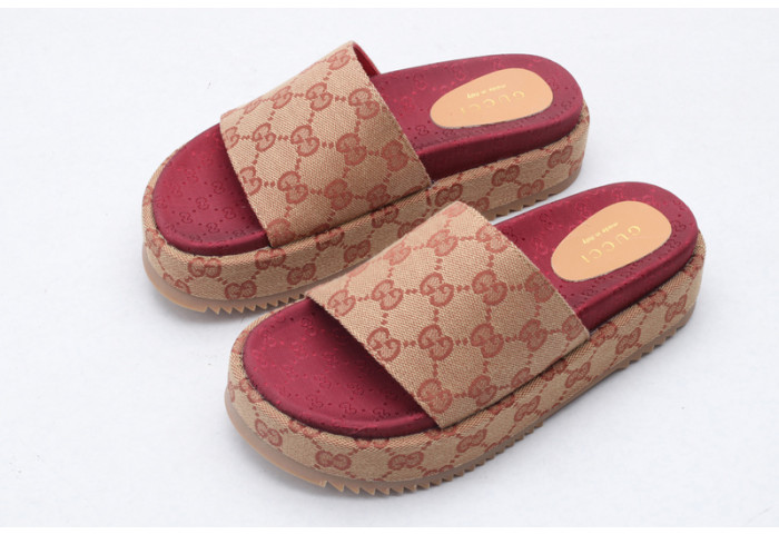 Gv*c sandals