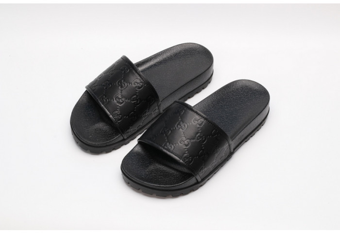 Gv*c sandals