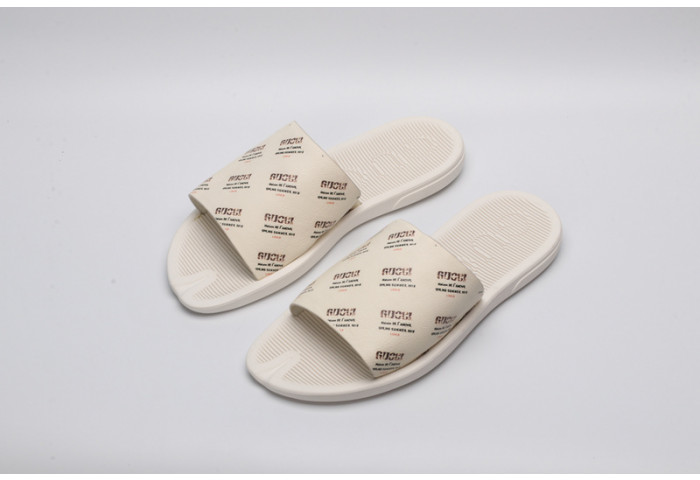 Gv*c sandals