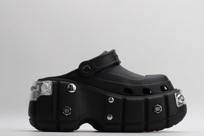 ba1en*iaga x Cr0c5 hardCr0c5 sandal