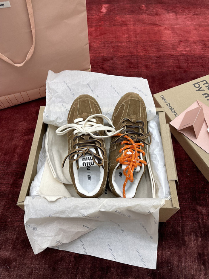 new Ba1an*e x m1um1u sneaker
