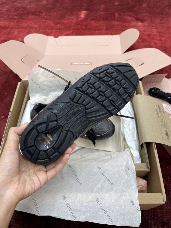 new Ba1an*e x m1um1u sneaker