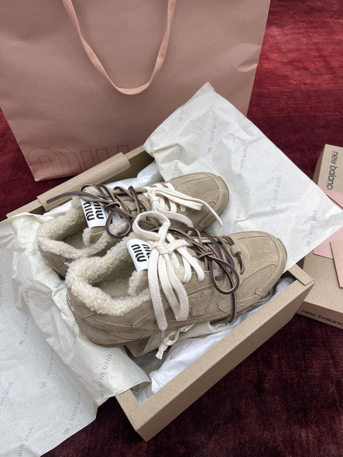 new Ba1an*e x m1um1u sneaker