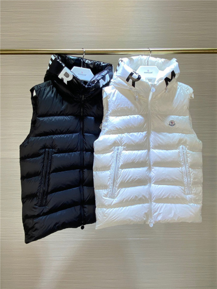 M0nc1er vest