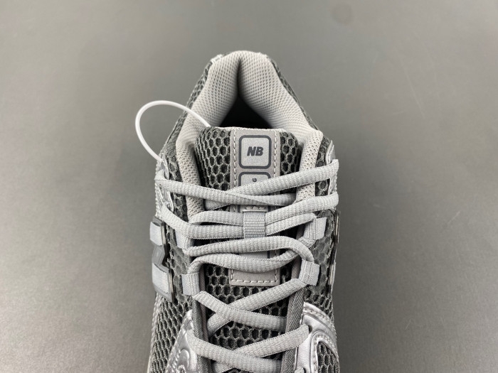new Ba1an*e 1906r harbor grey