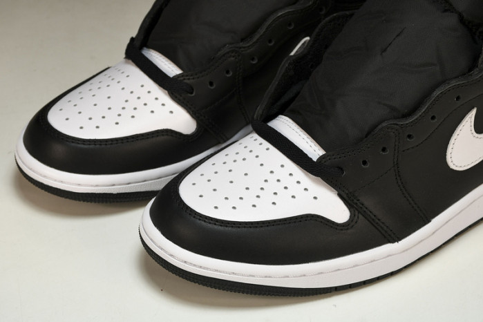 jordan 1 retro high og black white dz5485-010