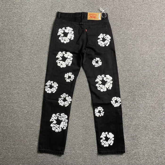 De*1m te*rs jeans