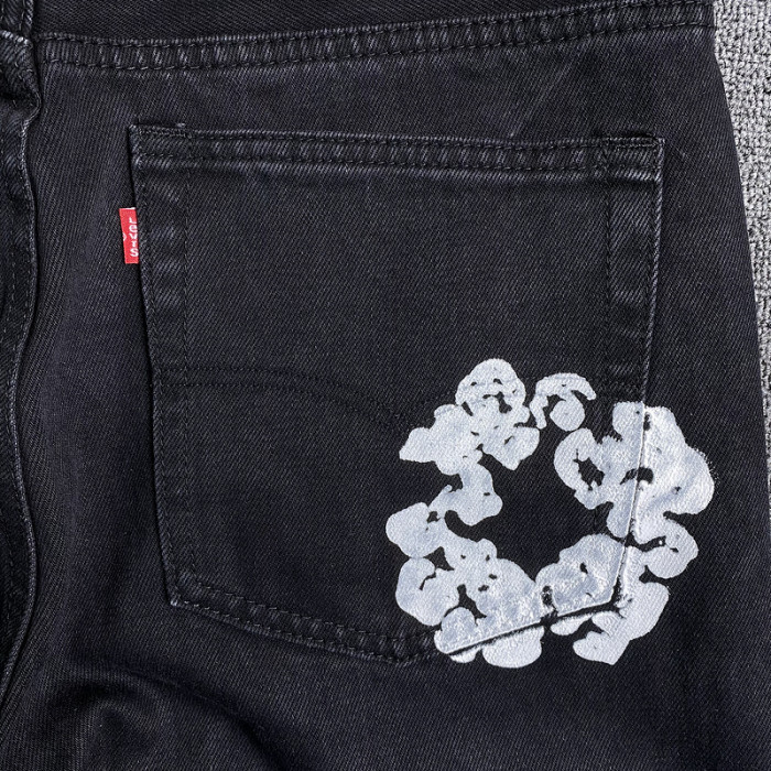 De*1m te*rs jeans
