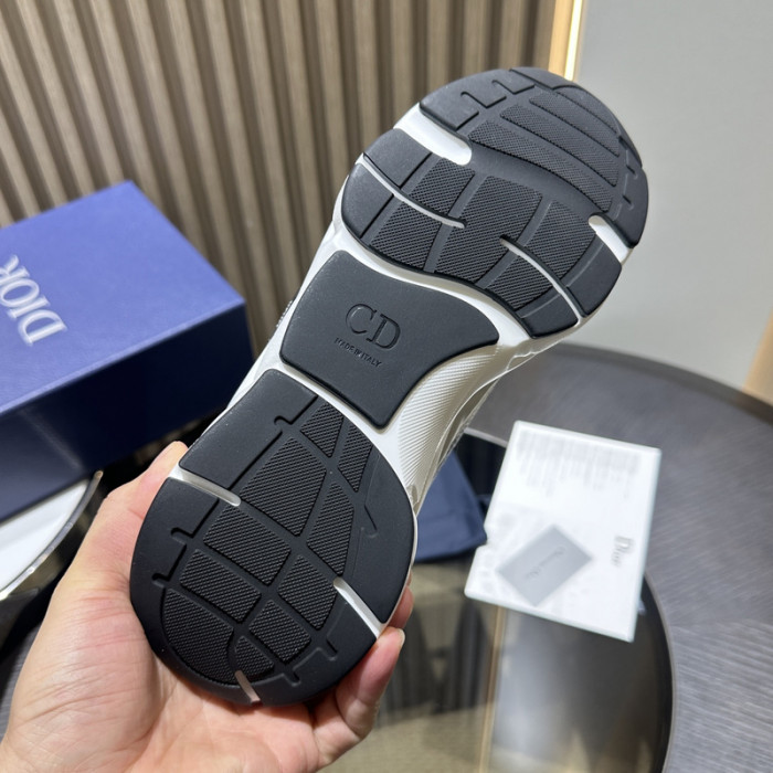 D10r b22 sneaker (snake)