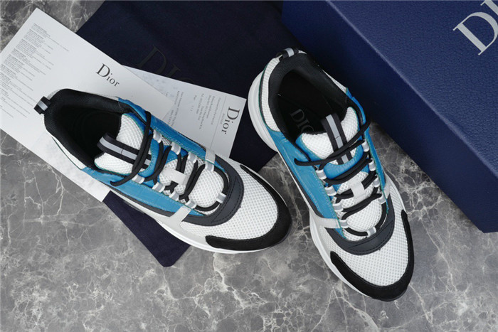 D10r b22 sneakers