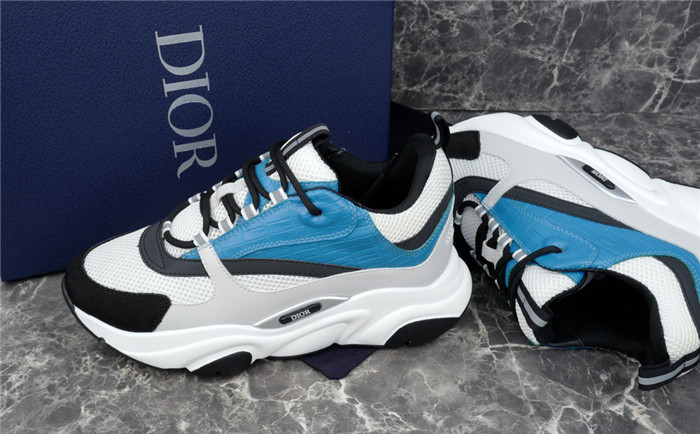 D10r b22 sneakers