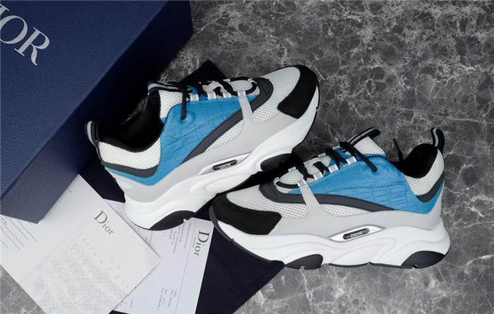 D10r b22 sneakers
