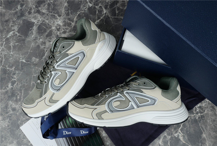 D*or b30 sneaker