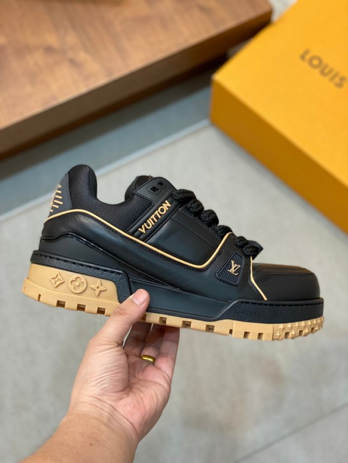 LV TRAINER MAXI