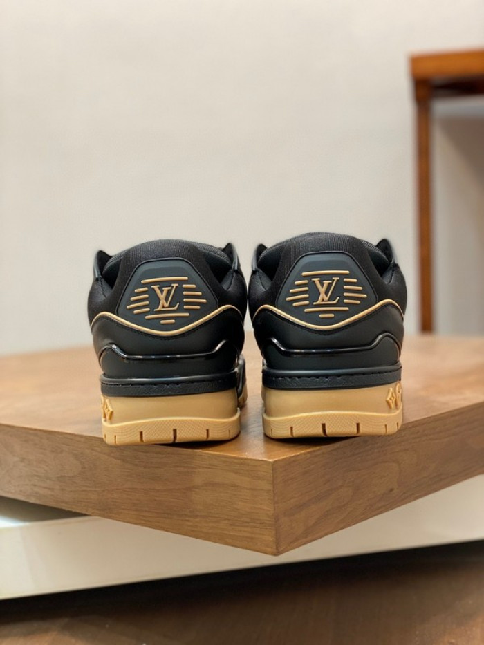 LV TRAINER MAXI