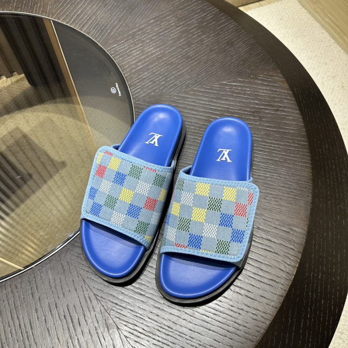 LV SANDALS