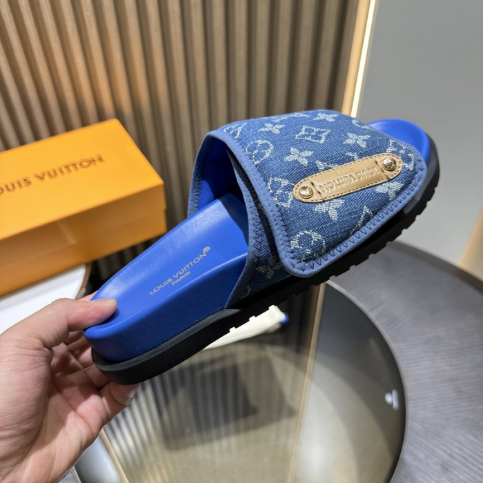 LV SANDALS