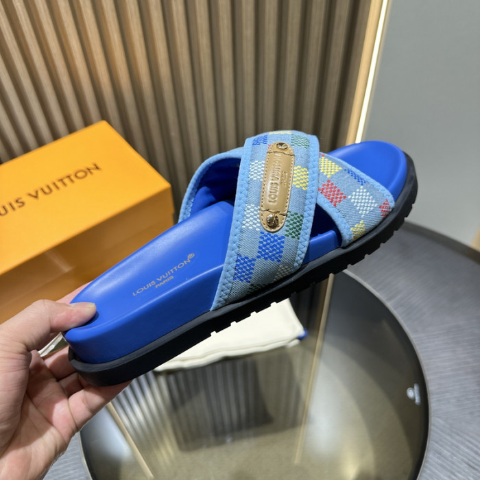 LV SANDALS