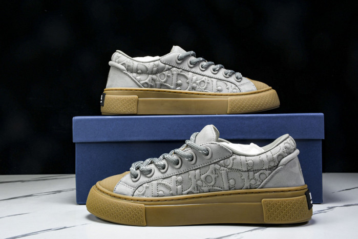 D10r b33 sneaker (eu38-46)