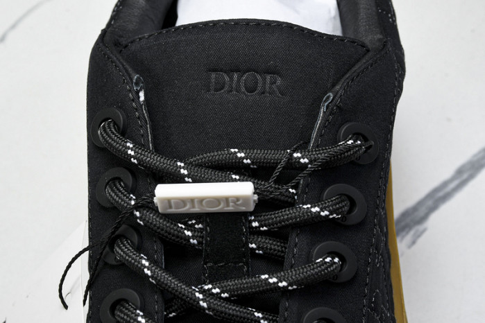 D10r b33 sneaker (eu38-46)