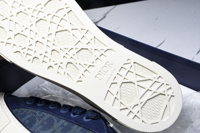 D10r b33 sneaker (eu38-46)