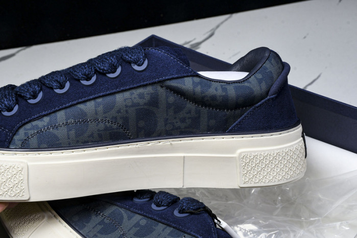 D10r b33 sneaker (eu38-46)