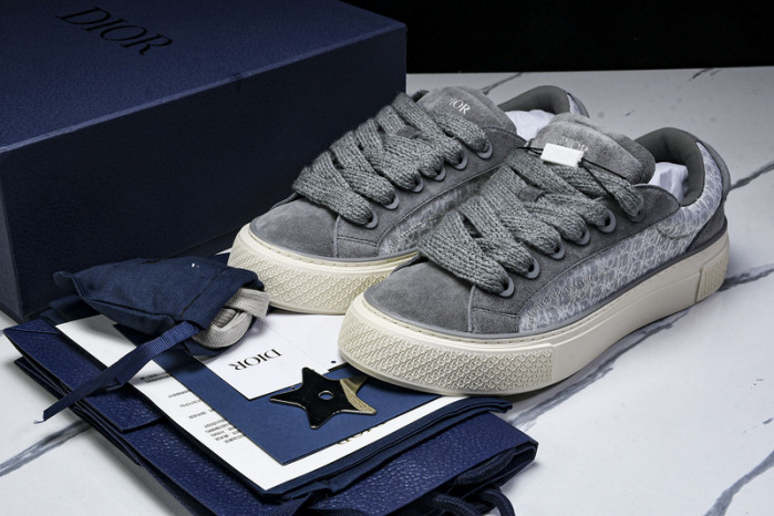 D10r b33 sneaker (eu38-46)