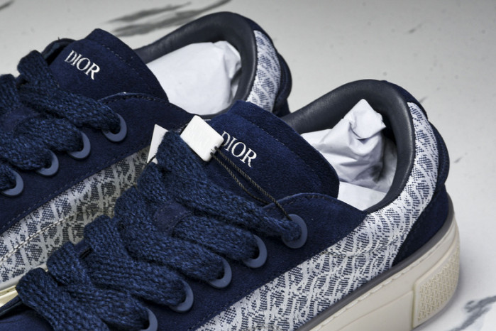 D10r b33 sneaker (eu38-46)
