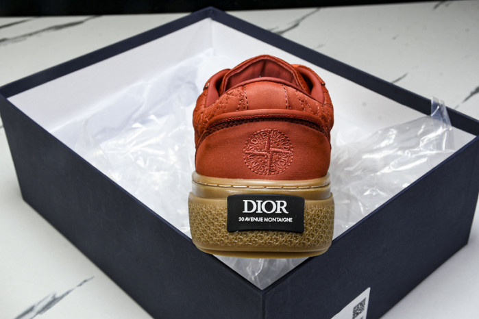 D10r b33 sneaker (eu38-46)