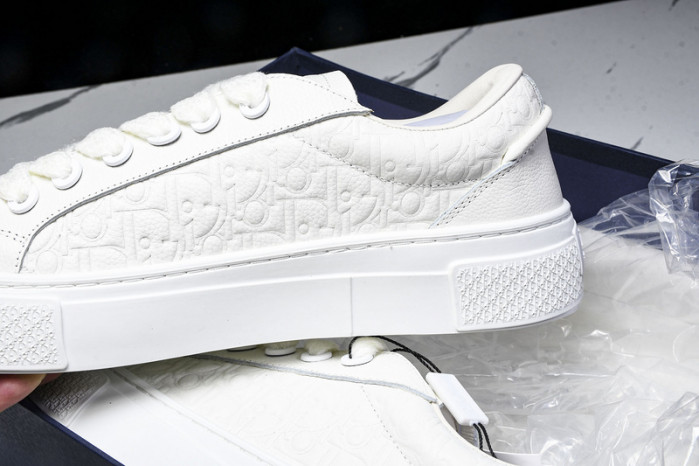 D10r b33 sneaker (eu38-46)