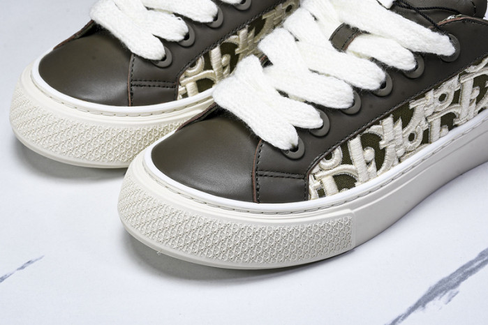 D10r b33 sneaker (eu38-46)