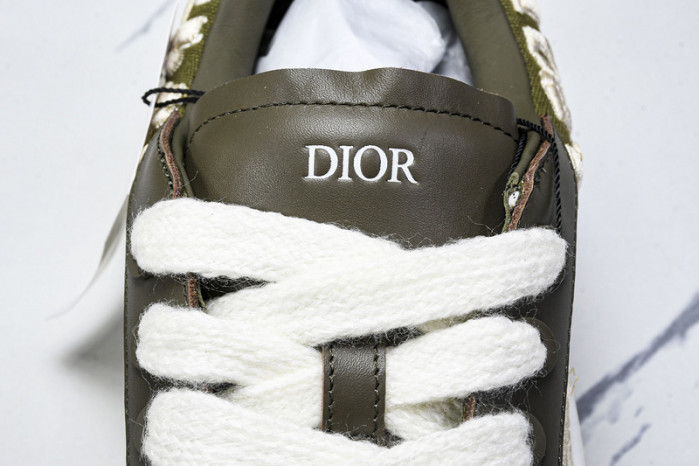 D10r b33 sneaker (eu38-46)