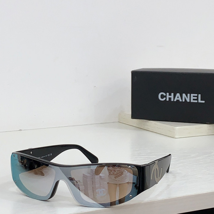 Ch*el sunglasses upshoe