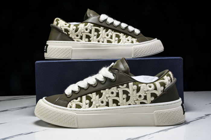 D10r b33 sneaker (eu38-46)