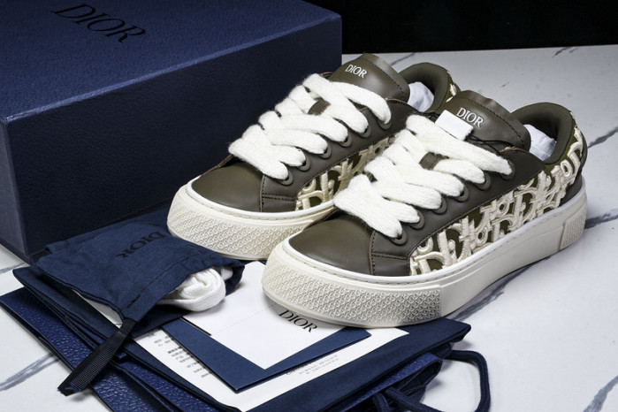 D10r b33 sneaker (eu38-46)