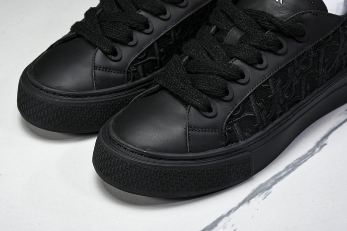 D10r b33 sneaker (eu38-46)