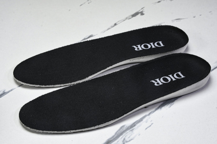 D10r b33 sneaker (eu38-46)