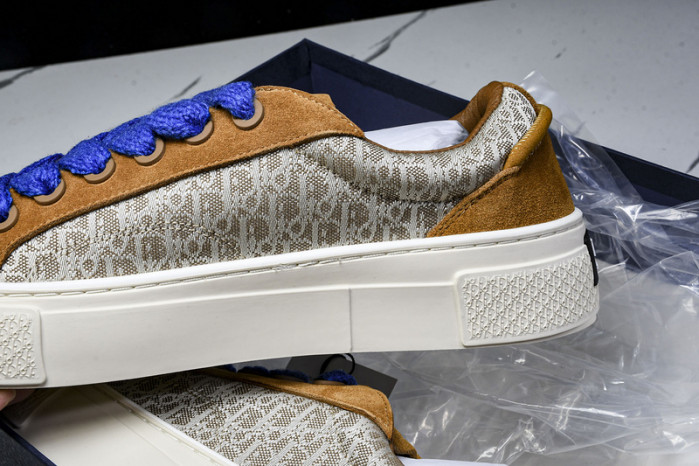 D10r b33 sneaker (eu38-46)
