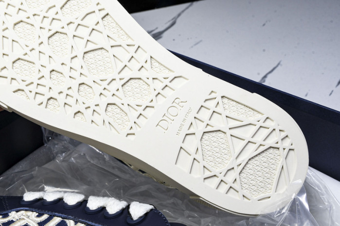 D10r b33 sneaker (eu38-46)