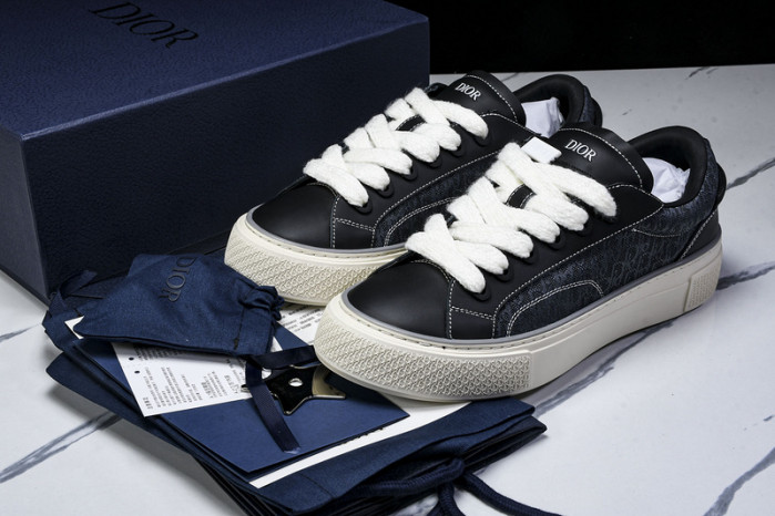 D10r b33 sneaker (eu38-46)