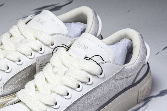 D10r b33 sneaker (eu38-46)