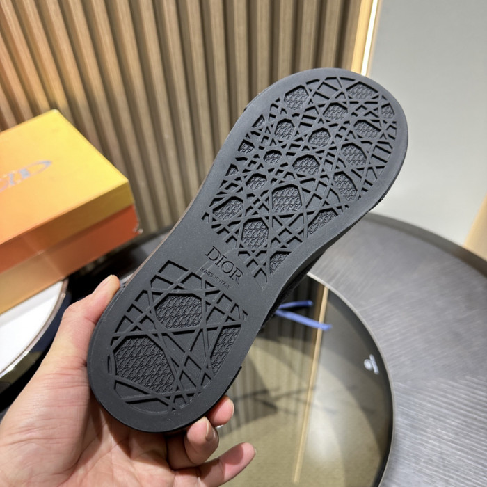 D10r b33 sneaker (eu38-46)